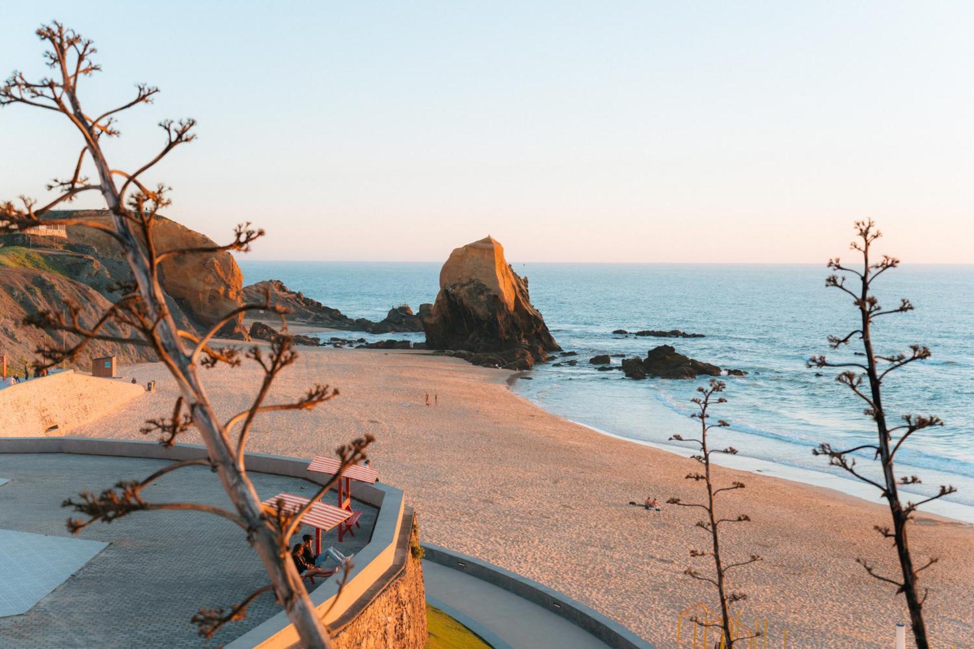 Alfaiate Beach House Santa Cruz  Bagian luar foto